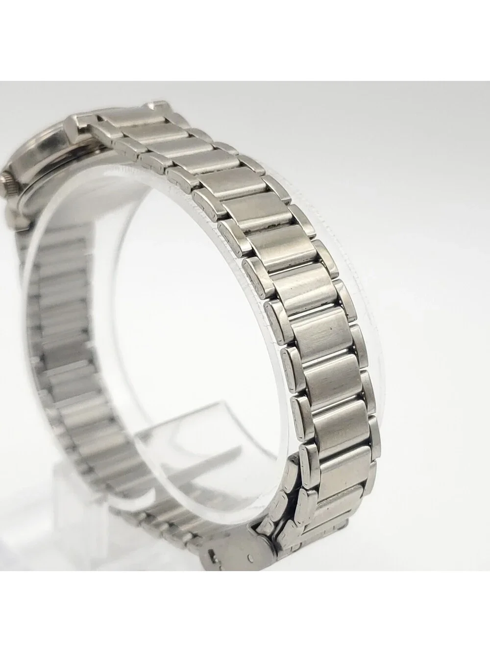 Avon Womens Quartz Watch 24mm Silver Tone Adjustable Band New Battery